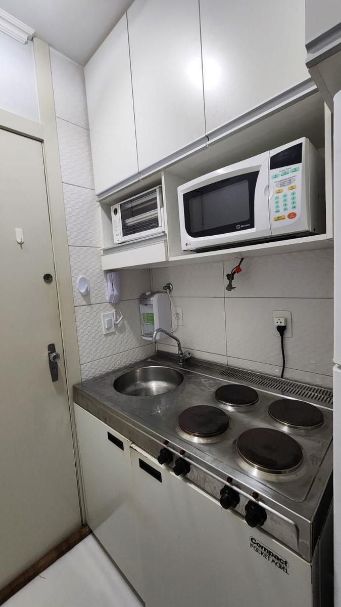 Quitinete, Sudoeste, 1 Quarto, 1 Vaga