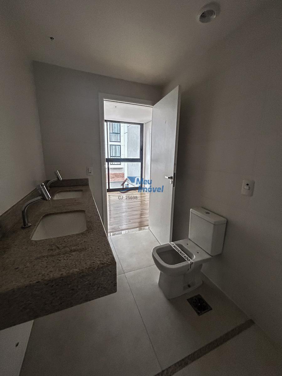Apartamento, Zona Industrial, 3 Quartos, 2 Vagas, 1 Suíte