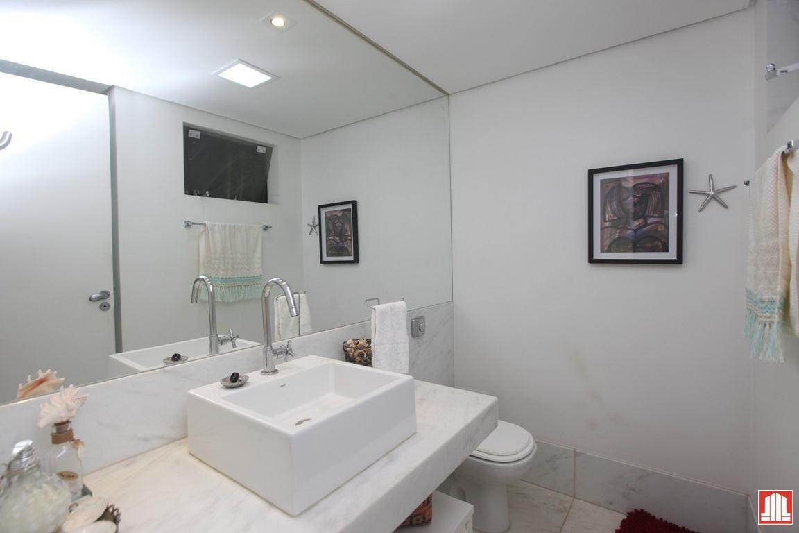 Cobertura, Asa Norte, 4 Quartos, 2 Vagas, 3 Suítes