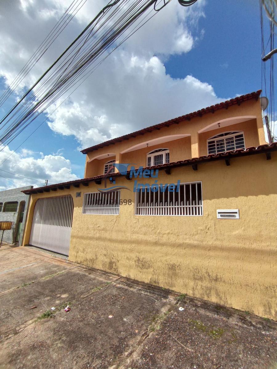 Casa, Ceilândia Norte, 5 Quartos, 4 Vagas, 0 Suíte