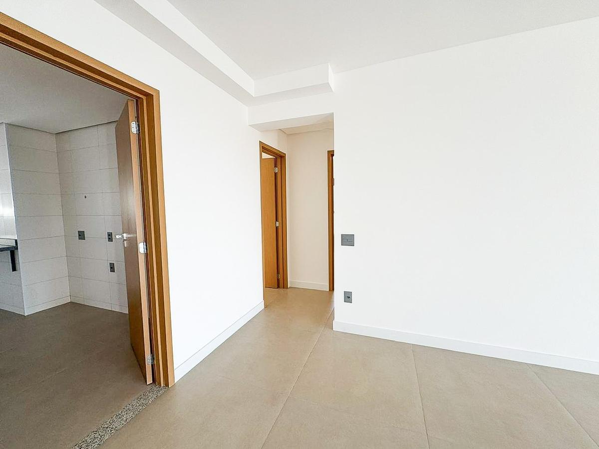 Apartamento, Norte, 4 Quartos, 3 Vagas, 4 Suítes