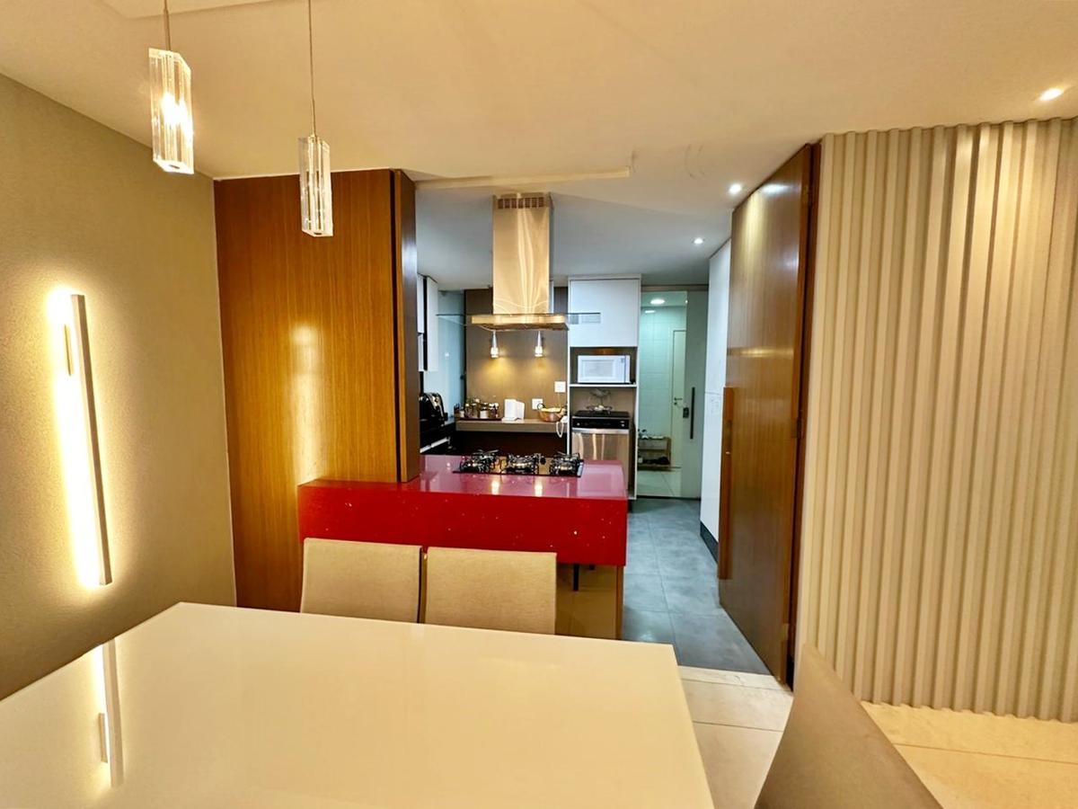 Apartamento, Norte, 4 Quartos, 3 Vagas, 3 Suítes