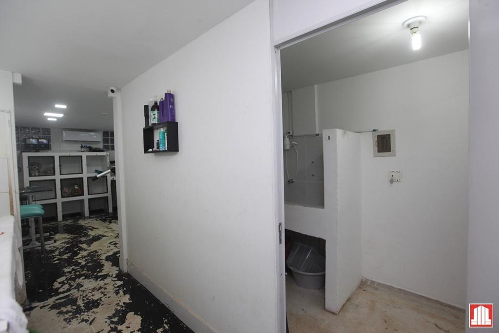 Loja, Asa Norte, 0 Quarto, 0 Vaga, 0 Suíte