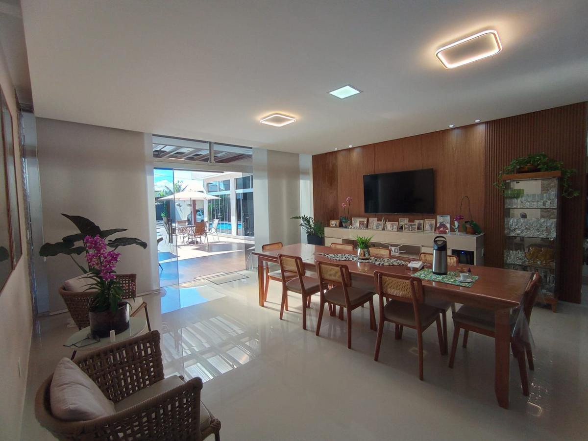 Casa em Condomínio, Brasília/Plano Piloto, 3 Quartos, 4 Vagas, 2 Suítes