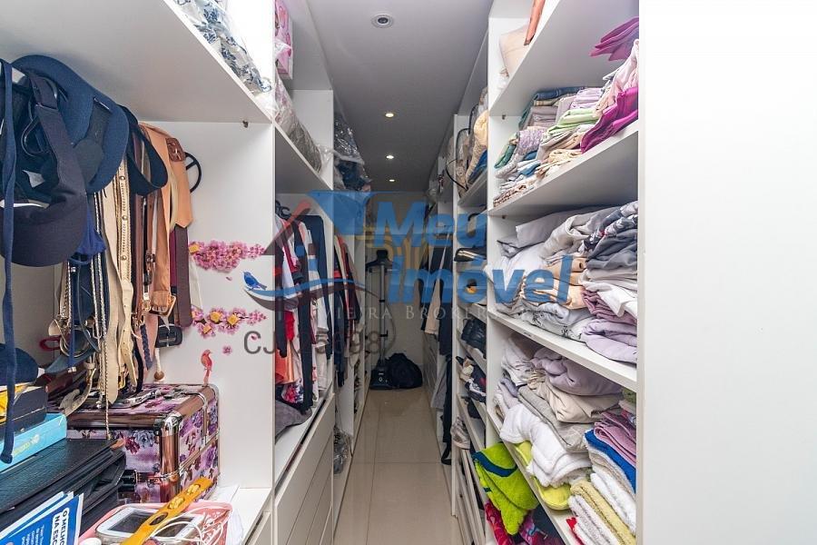 Casa, Núcleo Bandeirante, 3 Quartos, 2 Vagas, 3 Suítes