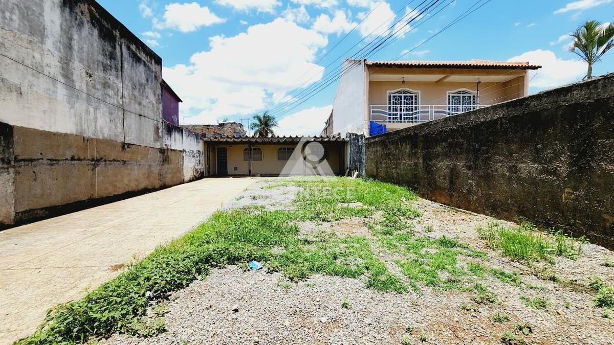 Casa, Taguatinga Sul, 2 Quartos, 4 Vagas