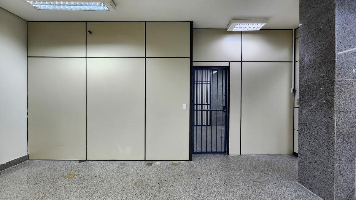 Loja, Asa Sul, 8 Vagas