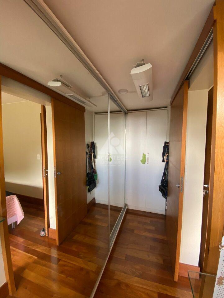 Apartamento, Asa Sul, 4 Quartos, 1 Vaga, 1 Suíte