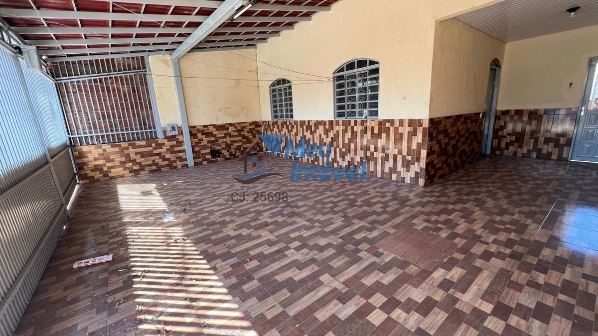 Casa, Ceilândia Norte, 4 Quartos, 3 Vagas, 1 Suíte