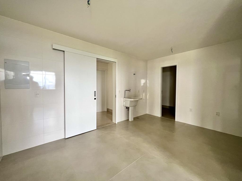 Apartamento, Sudoeste, 4 Quartos, 3 Vagas, 4 Suítes