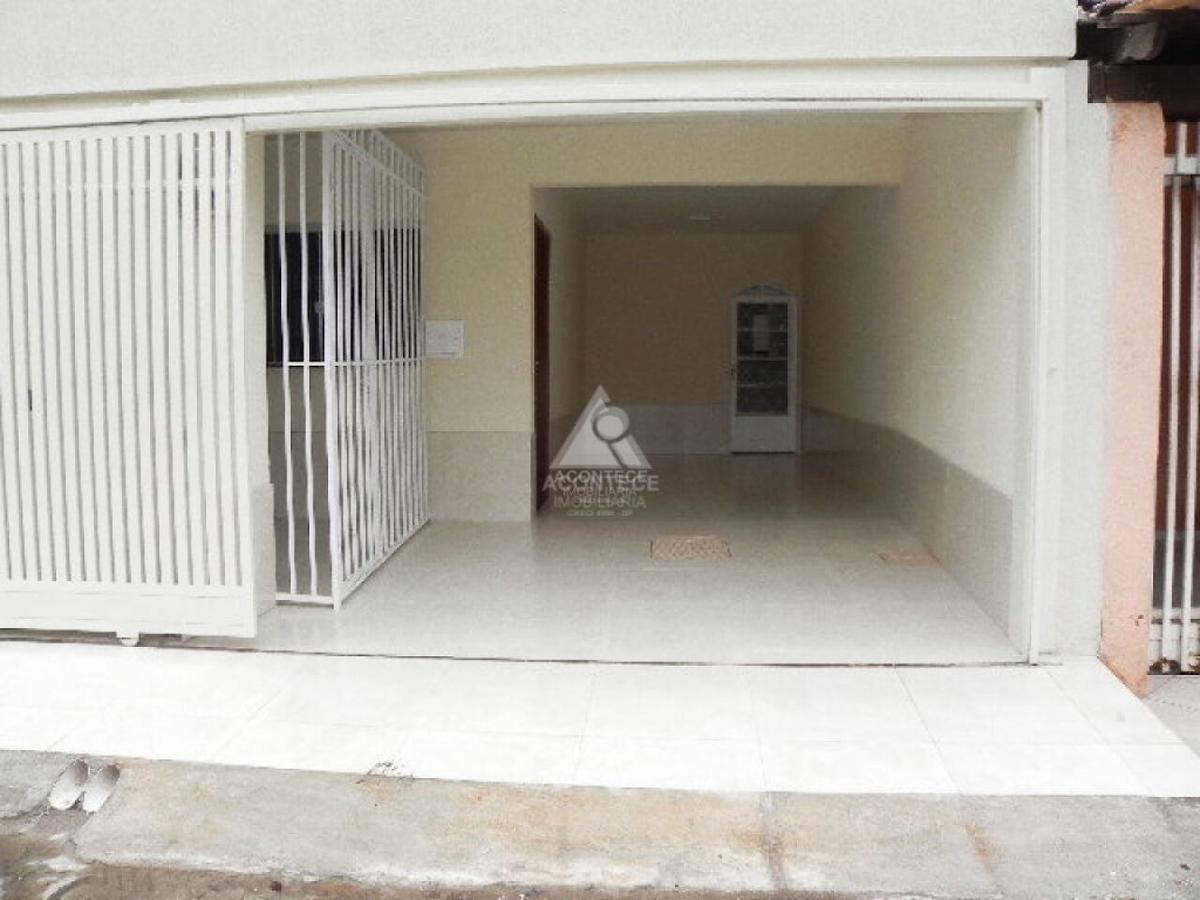 Casa, Candangolândia, 7 Quartos, 1 Vaga, 1 Suíte