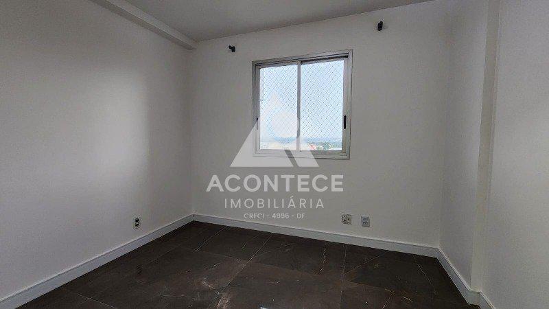 Apartamento, Zona Industrial, 4 Quartos, 1 Suíte