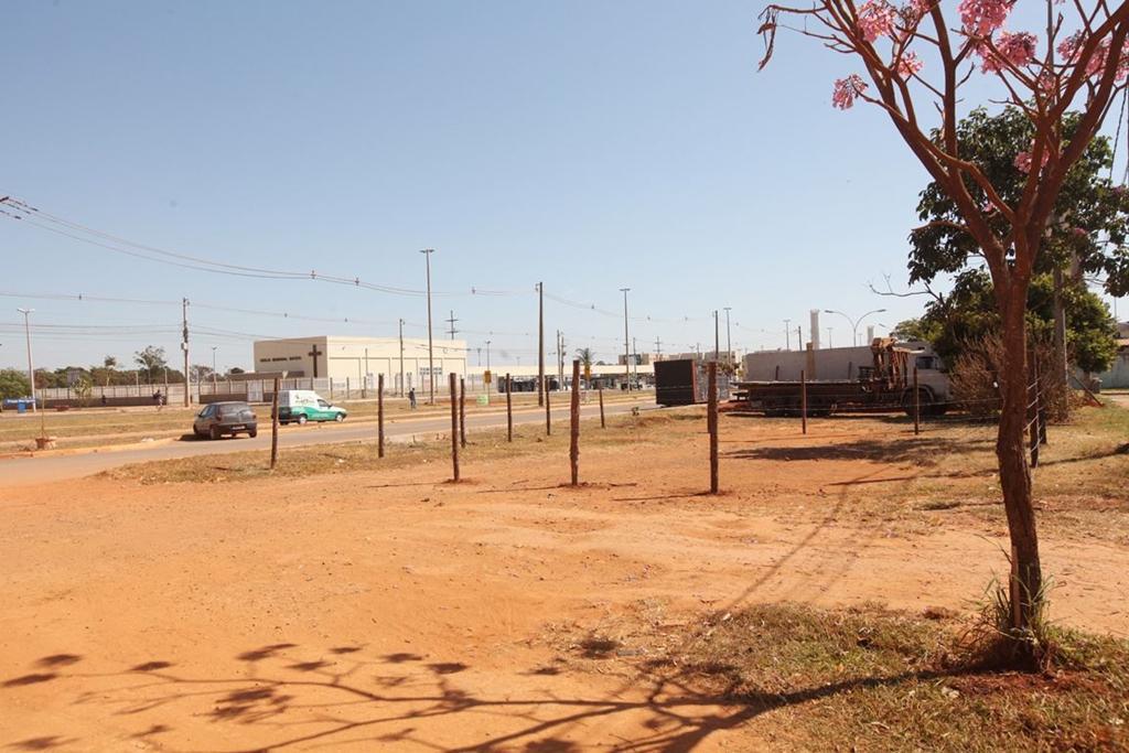 Lote, Riacho Fundo II, 0 Quarto, 0 Vaga, 0 Suíte