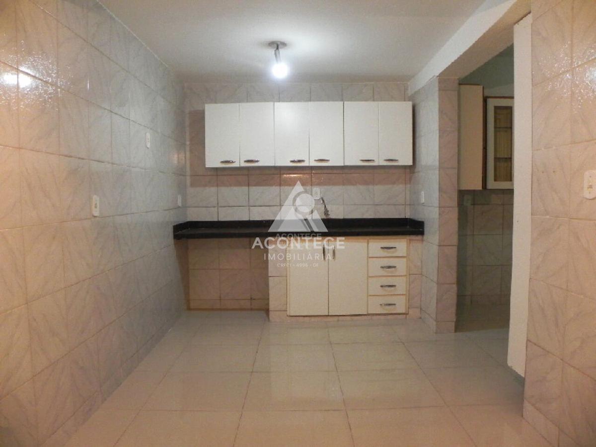Casa, Candangolândia, 7 Quartos, 1 Vaga, 1 Suíte