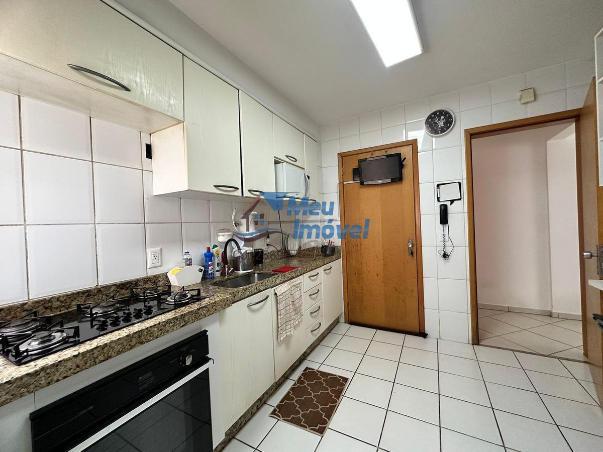 Apartamento, Sul, 2 Quartos, 2 Vagas, 1 Suíte