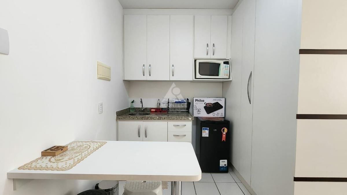 Quitinete, Sudoeste, 1 Quarto, 1 Vaga