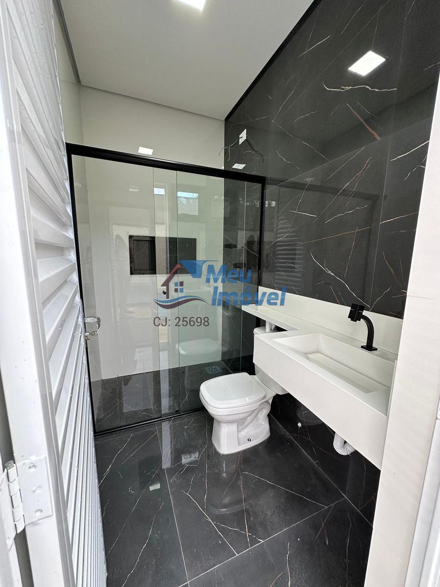 Casa em Condomínio, Setor Habitacional Vicente Pires, 4 Quartos, 4 Vagas, 3 Suítes