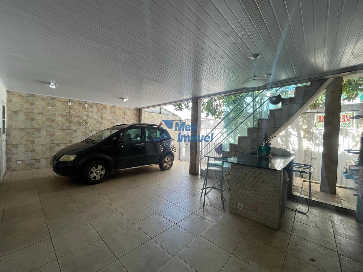Casa, Candangolândia, 2 Quartos, 3 Vagas, 2 Suítes