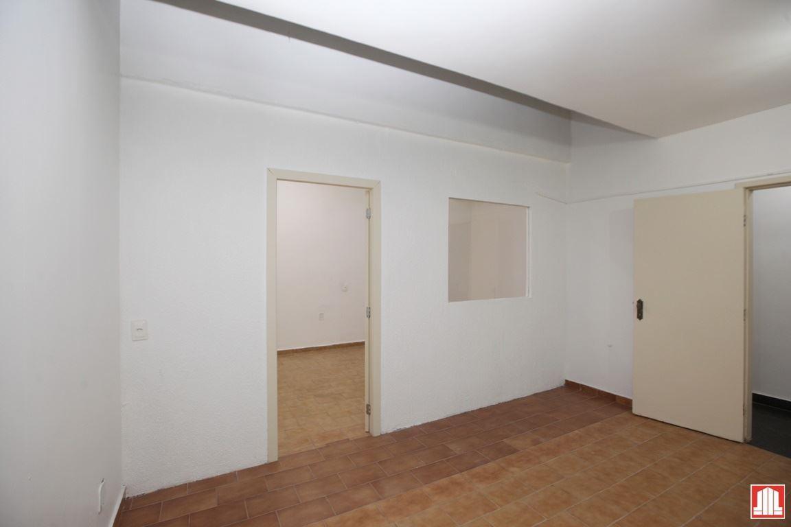 Loja, Asa Norte, 0 Quarto, 0 Vaga, 0 Suíte