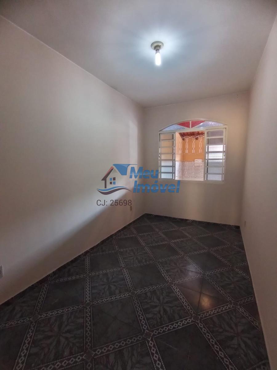 Casa, Ceilândia Norte, 5 Quartos, 4 Vagas, 0 Suíte