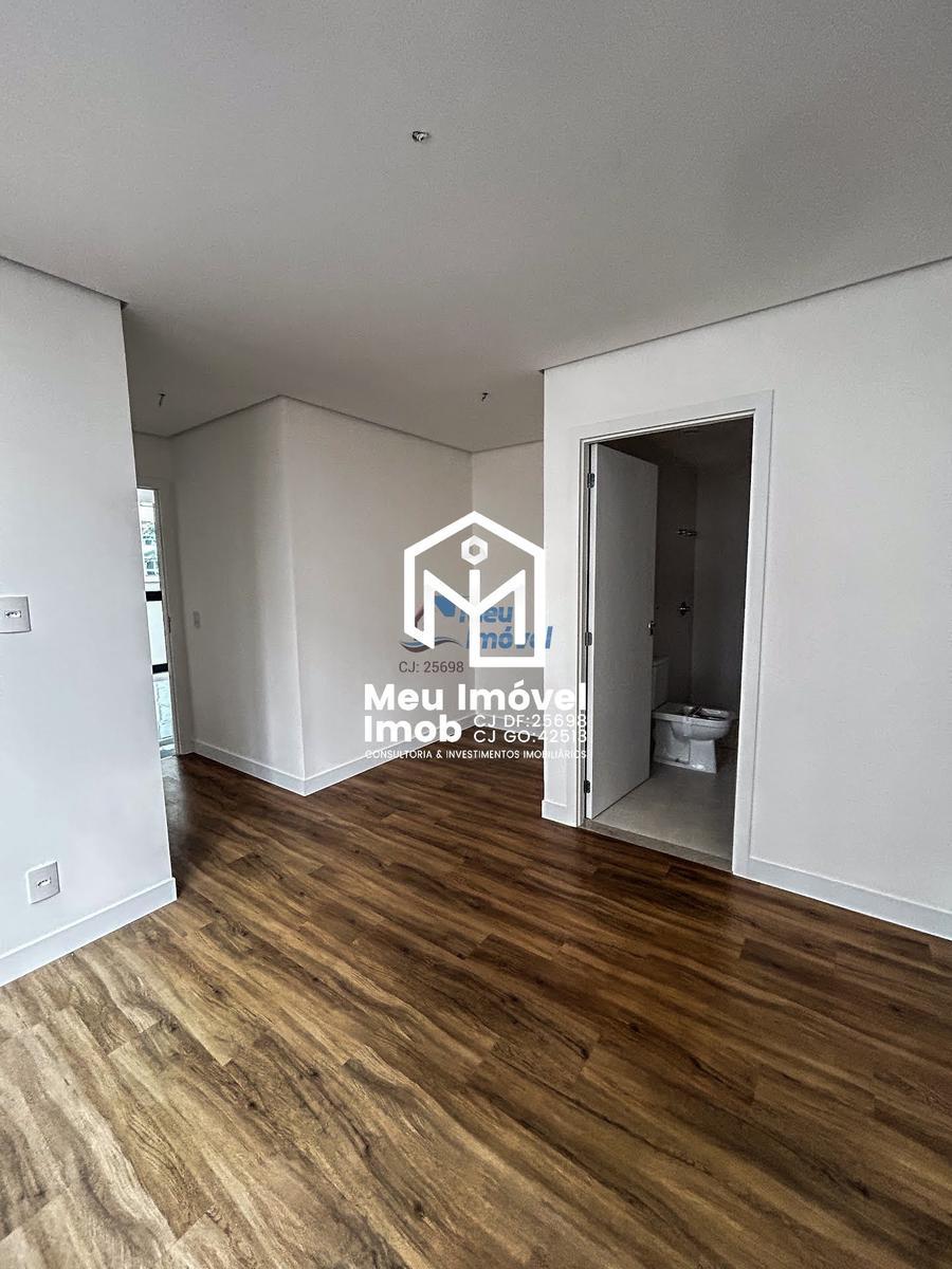 Apartamento, Zona Industrial, 3 Quartos