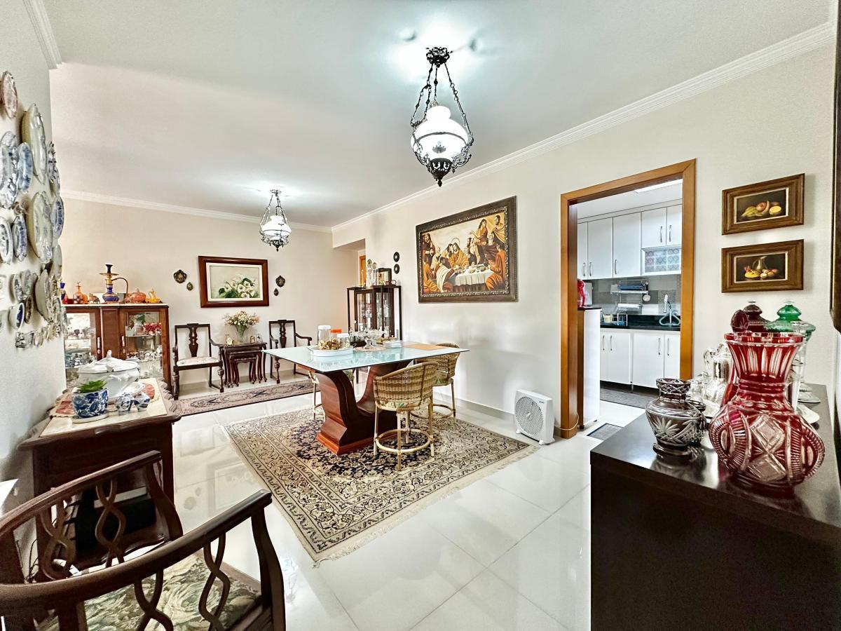 Apartamento, Guará I, 4 Quartos, 2 Vagas, 2 Suítes