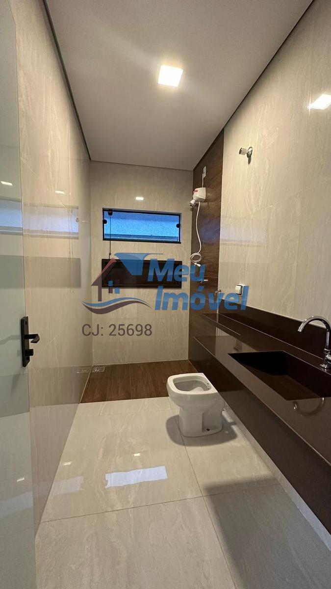 Casa, Brasília/Plano Piloto, 3 Quartos, 2 Vagas, 3 Suítes