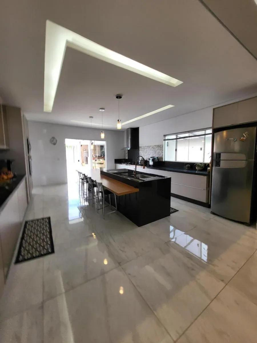 Casa em Condomínio, Setor Habitacional Vicente Pires, 4 Quartos, 5 Vagas, 4 Suítes