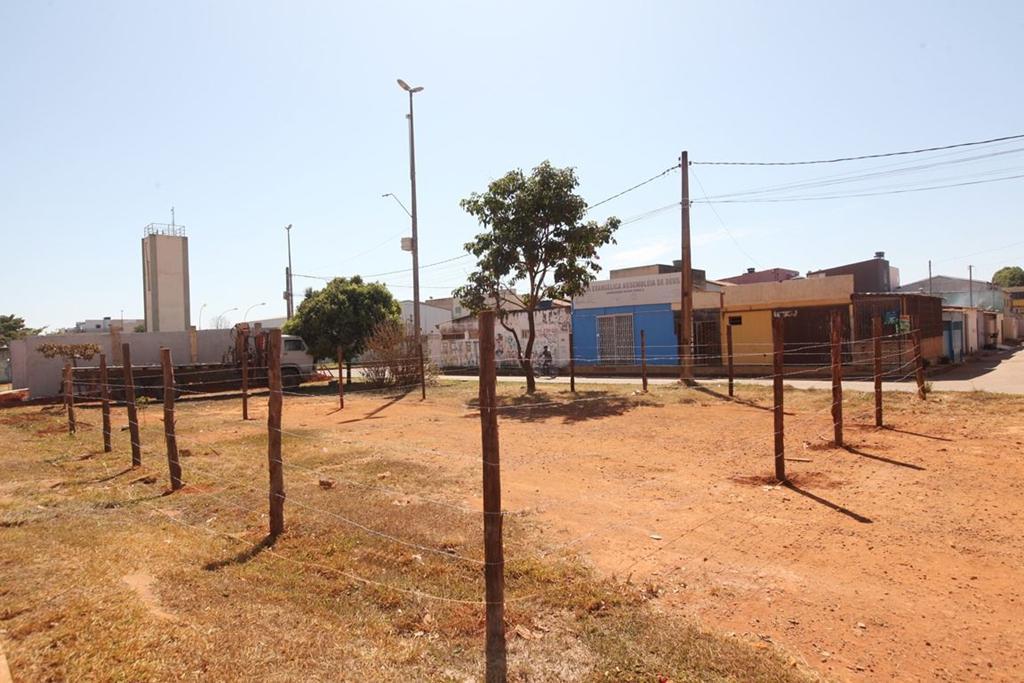 Lote, Riacho Fundo II, 0 Quarto, 0 Vaga, 0 Suíte