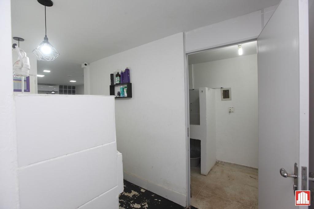 Loja, Asa Norte, 0 Quarto, 0 Vaga, 0 Suíte