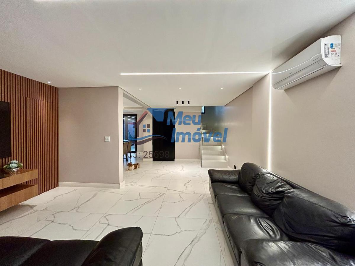 Casa em Condomínio, Setor Habitacional Vicente Pires, 3 Quartos, 4 Vagas, 3 Suítes