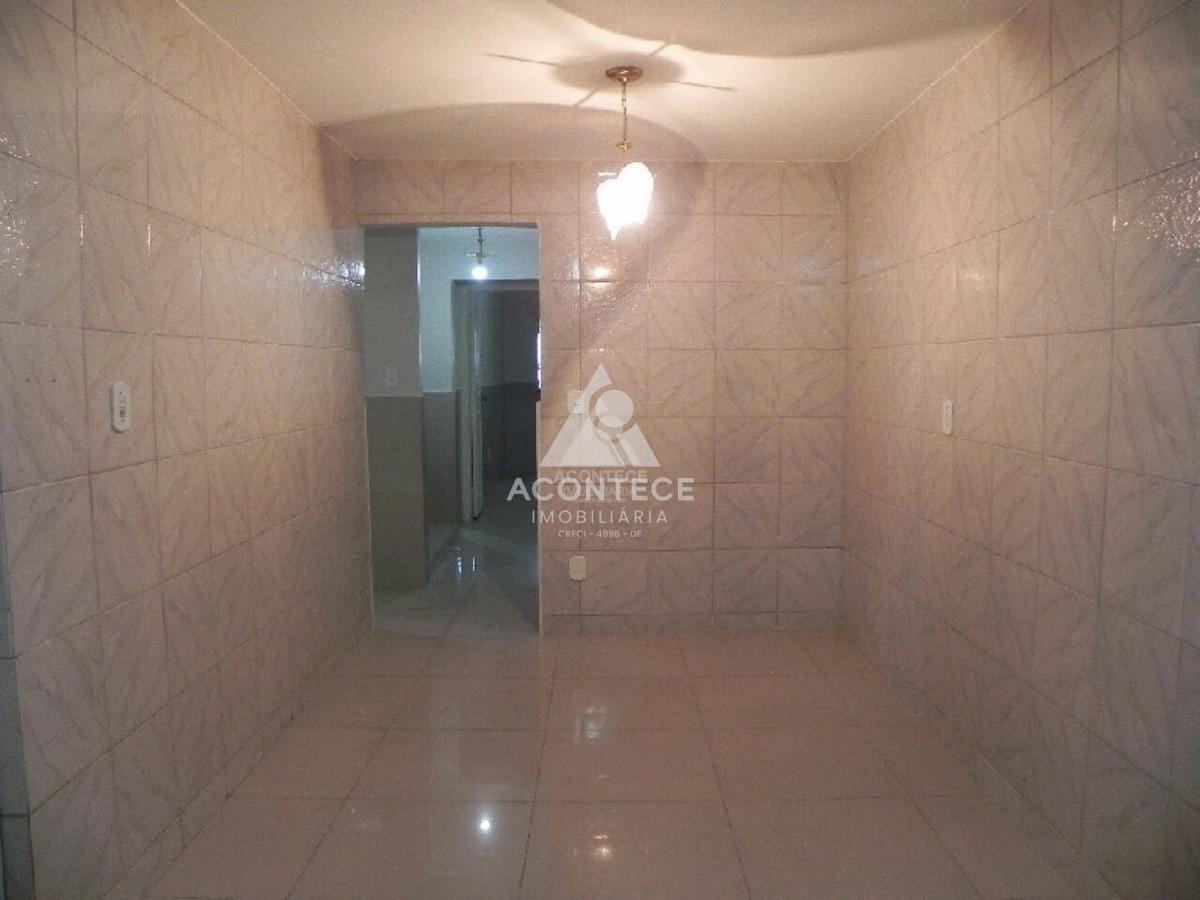 Casa, Candangolândia, 7 Quartos, 1 Vaga, 1 Suíte