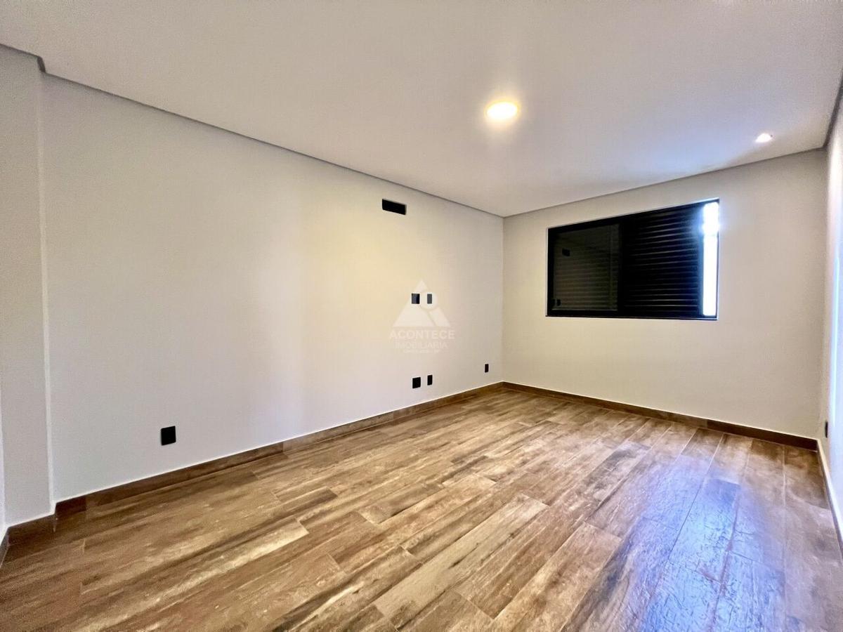 Casa, Granja do Torto, 3 Quartos, 4 Vagas, 1 Suíte