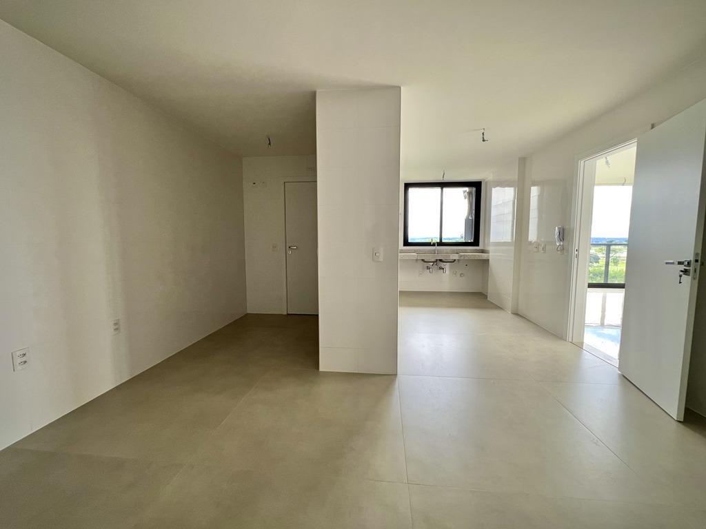 Apartamento, Sudoeste, 4 Quartos, 3 Vagas, 4 Suítes
