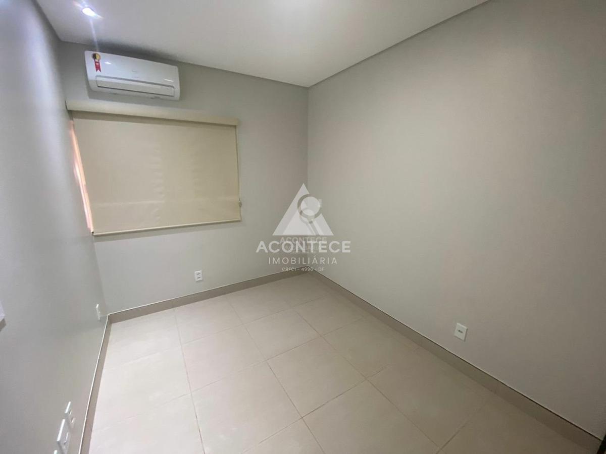 Casa, Asa Norte, 4 Quartos, 1 Vaga, 2 Suítes