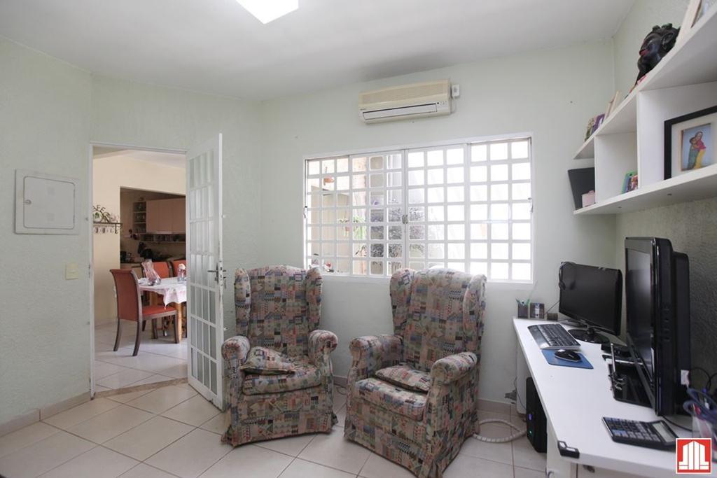 Casa, Região dos Lagos, 4 Quartos, 3 Vagas, 4 Suítes