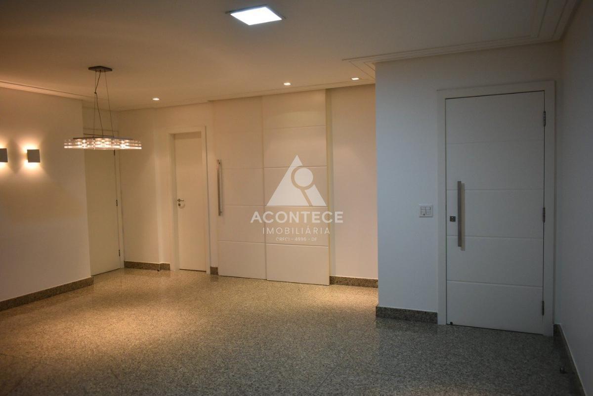 Apartamento, Sudoeste, 4 Quartos, 2 Vagas, 2 Suítes