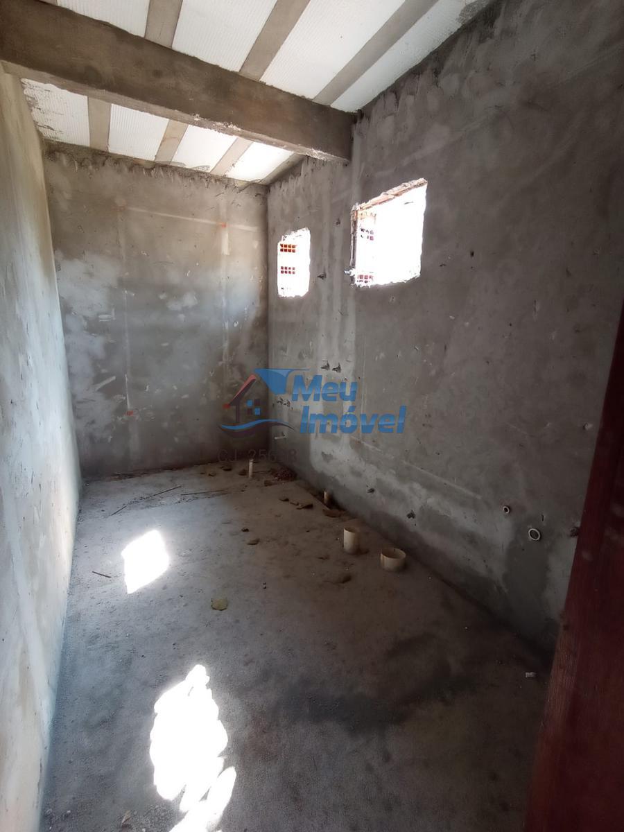 Casa em Condomínio, Região dos Lagos, 3 Quartos, 2 Vagas, 3 Suítes