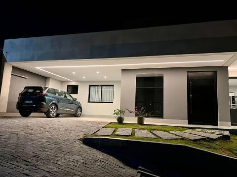 Casa em Condomínio, Brasília/Plano Piloto, 3 Quartos, 4 Vagas, 3 Suítes