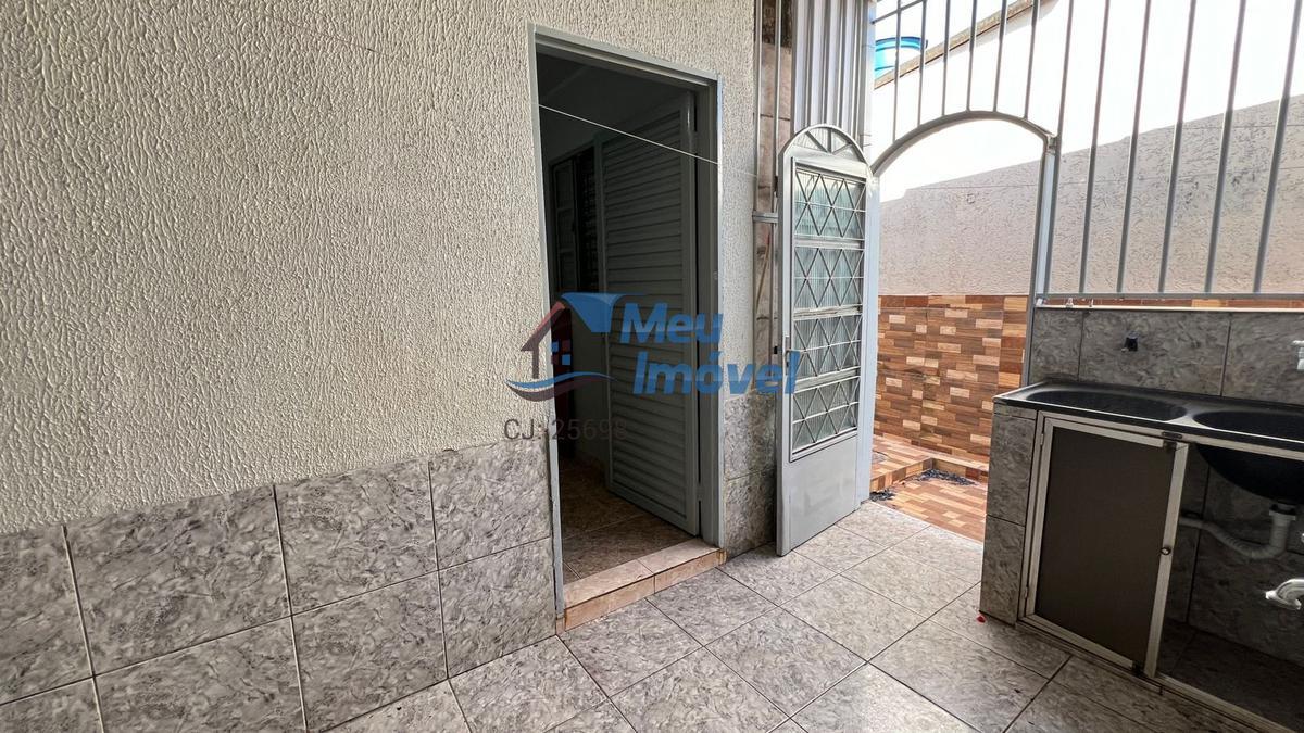 Casa, Ceilândia Norte, 4 Quartos, 3 Vagas, 1 Suíte