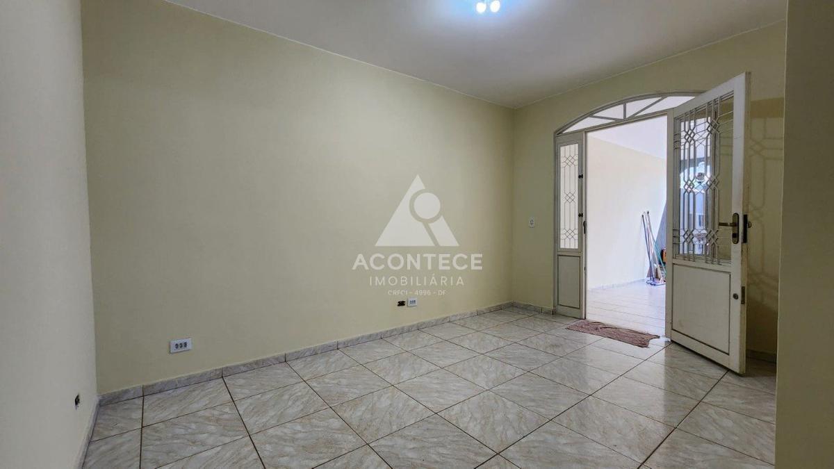 Casa em Condomínio, Residencial Santos Dumont, 4 Quartos, 2 Vagas, 1 Suíte