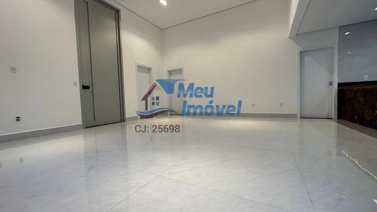 Casa, Brasília/Plano Piloto, 3 Quartos, 2 Vagas, 3 Suítes