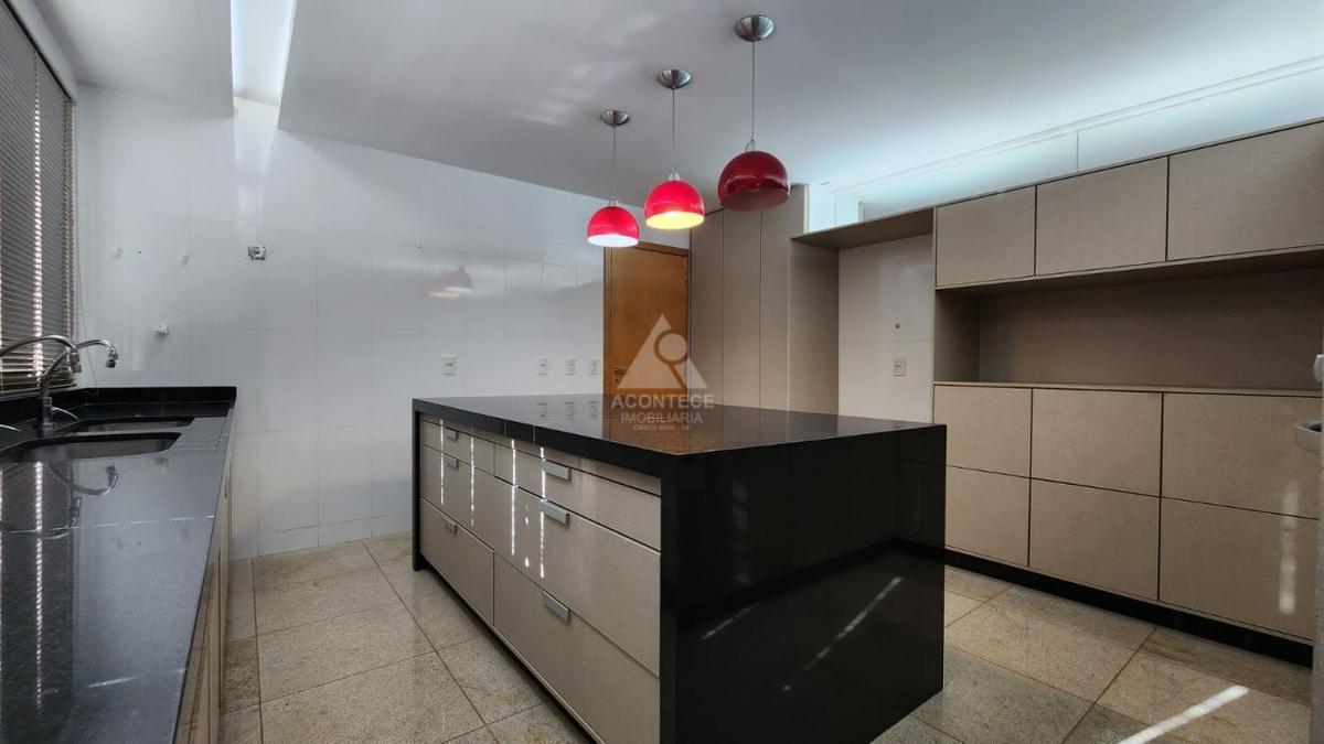 Apartamento, Sul, 4 Quartos, 3 Vagas, 4 Suítes