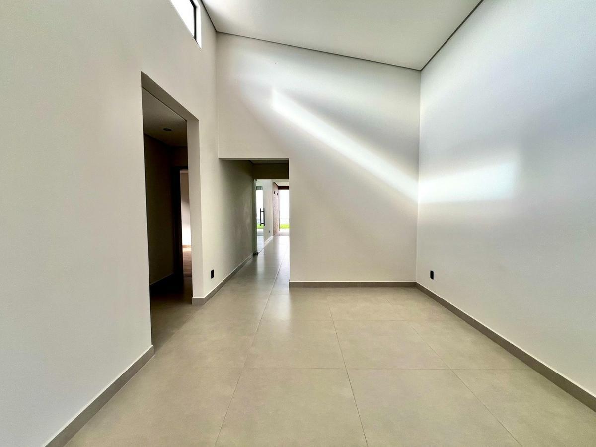 Casa, Granja do Torto, 3 Quartos, 4 Vagas, 1 Suíte