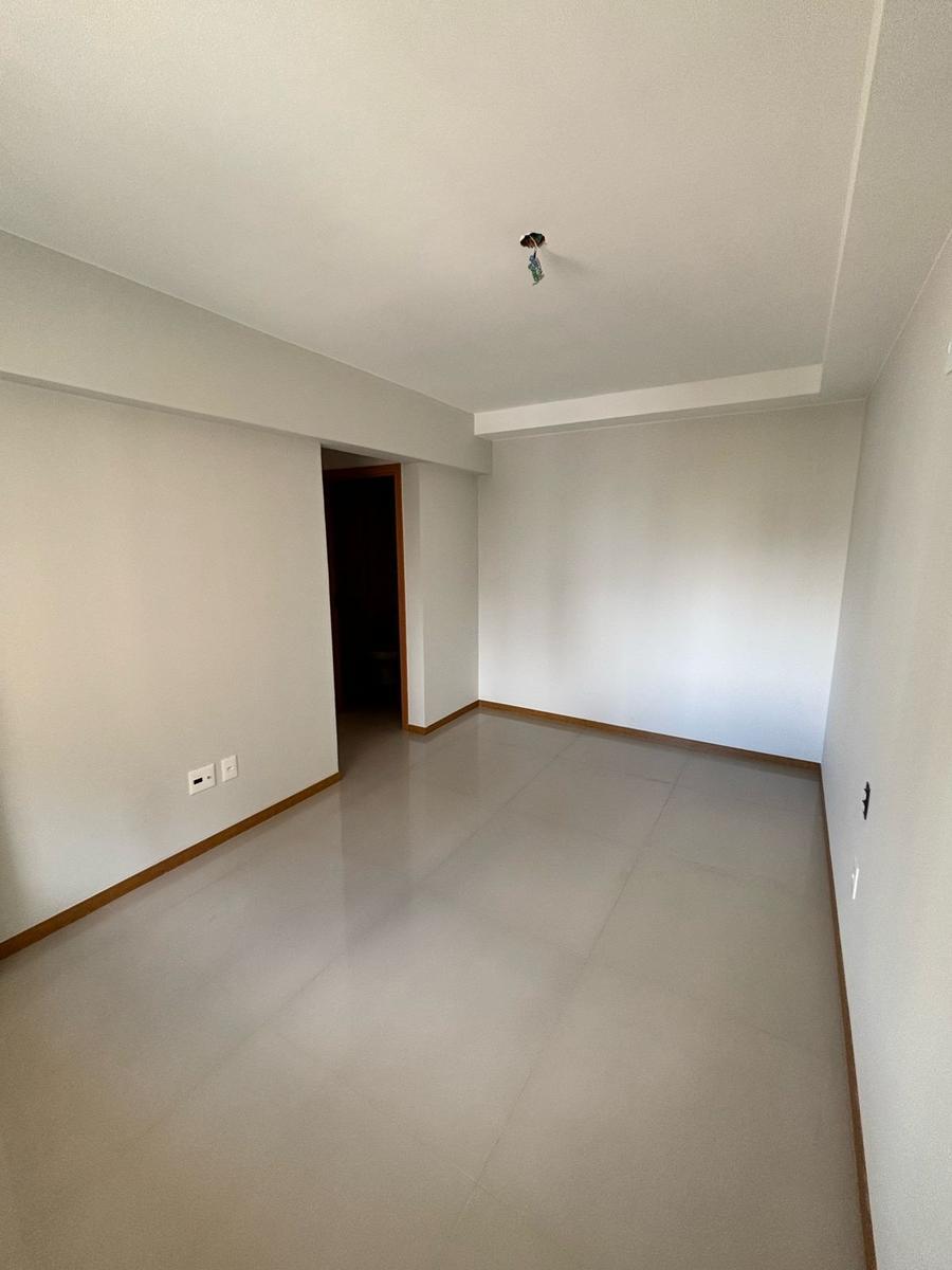 Apartamento, Norte, 3 Quartos, 2 Vagas, 1 Suíte