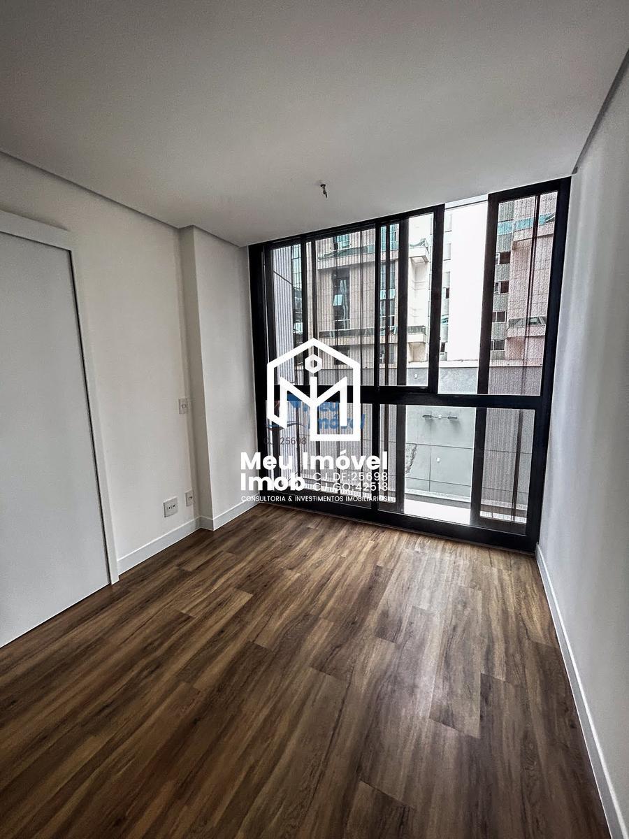 Apartamento, Zona Industrial, 3 Quartos