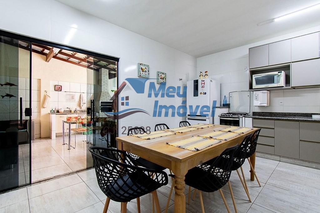Casa, Guará I, 3 Quartos, 3 Vagas, 1 Suíte
