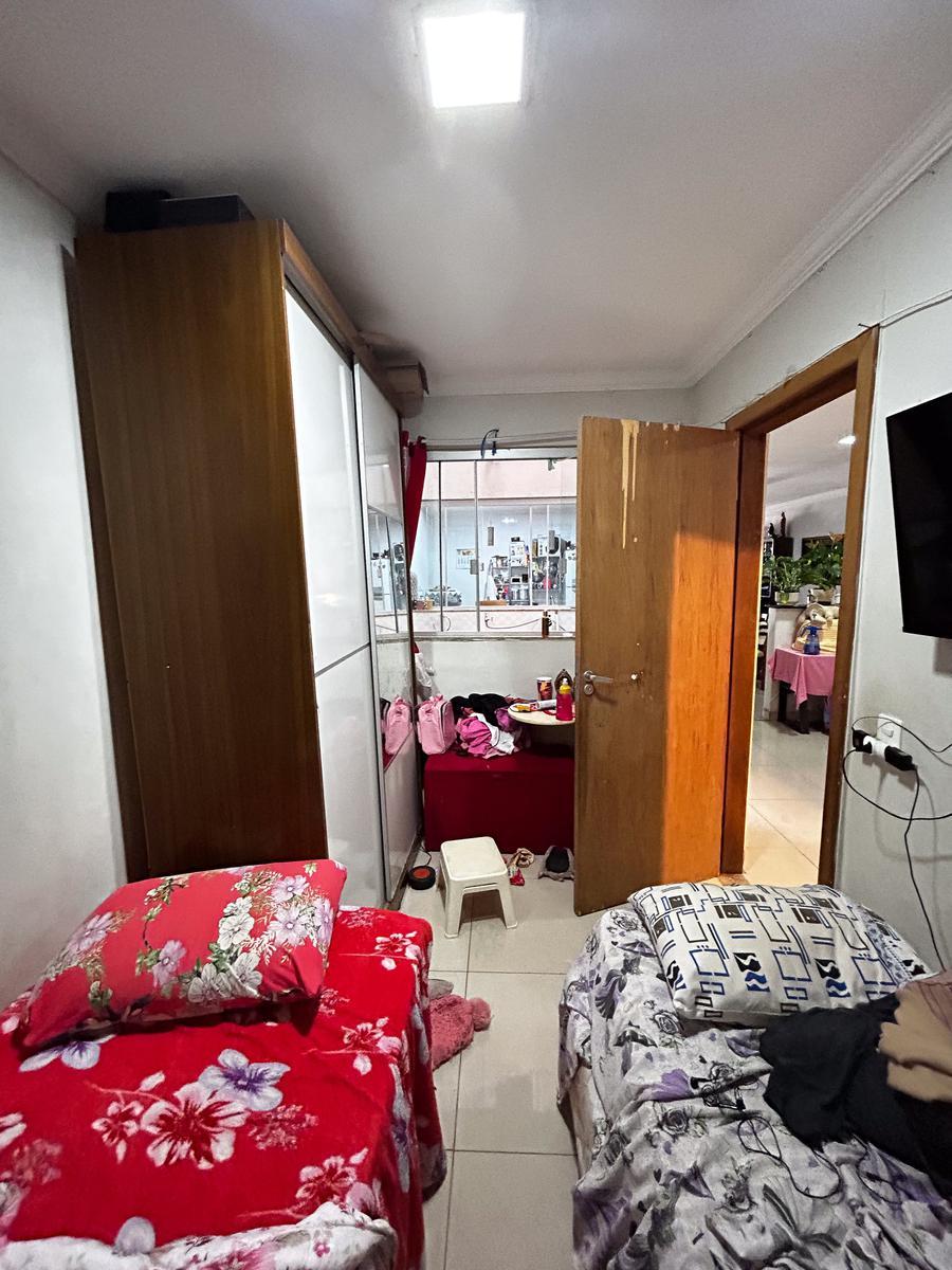 Casa, Núcleo Bandeirante, 4 Quartos, 2 Vagas, 1 Suíte