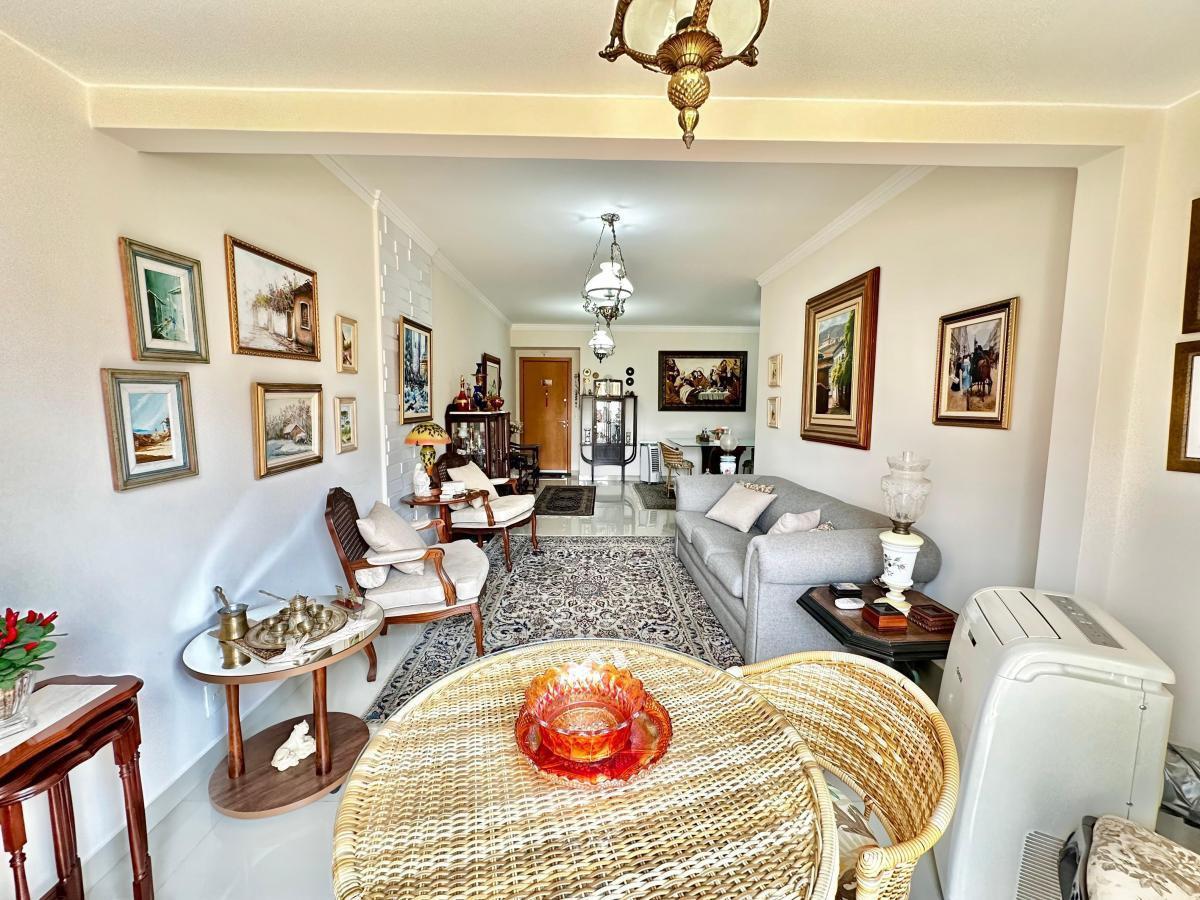 Apartamento, Guará I, 4 Quartos, 2 Vagas, 2 Suítes