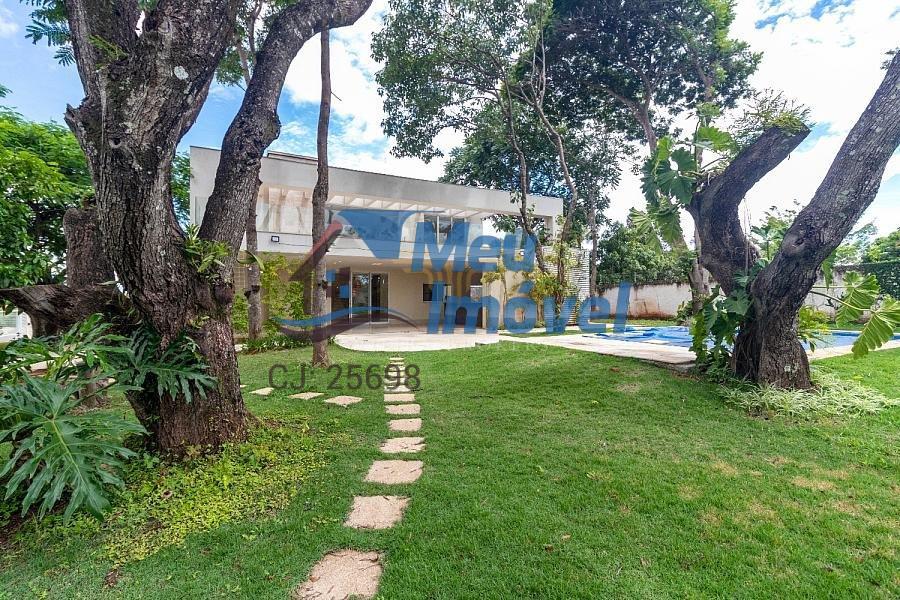 Casa em Condomínio, Park Way, 3 Quartos, 6 Vagas, 3 Suítes